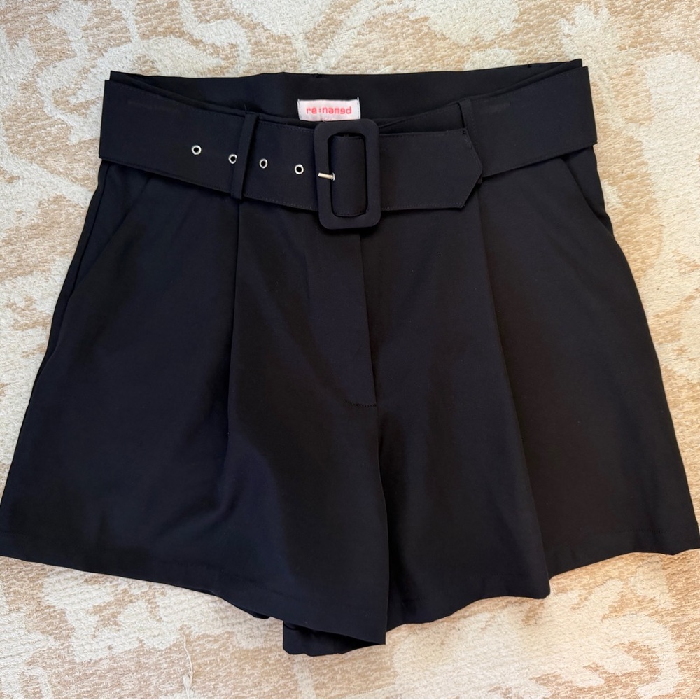 Black Belted High Waisted Shorts M